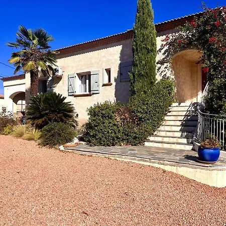 Palazzi Avec Piscine 빌라